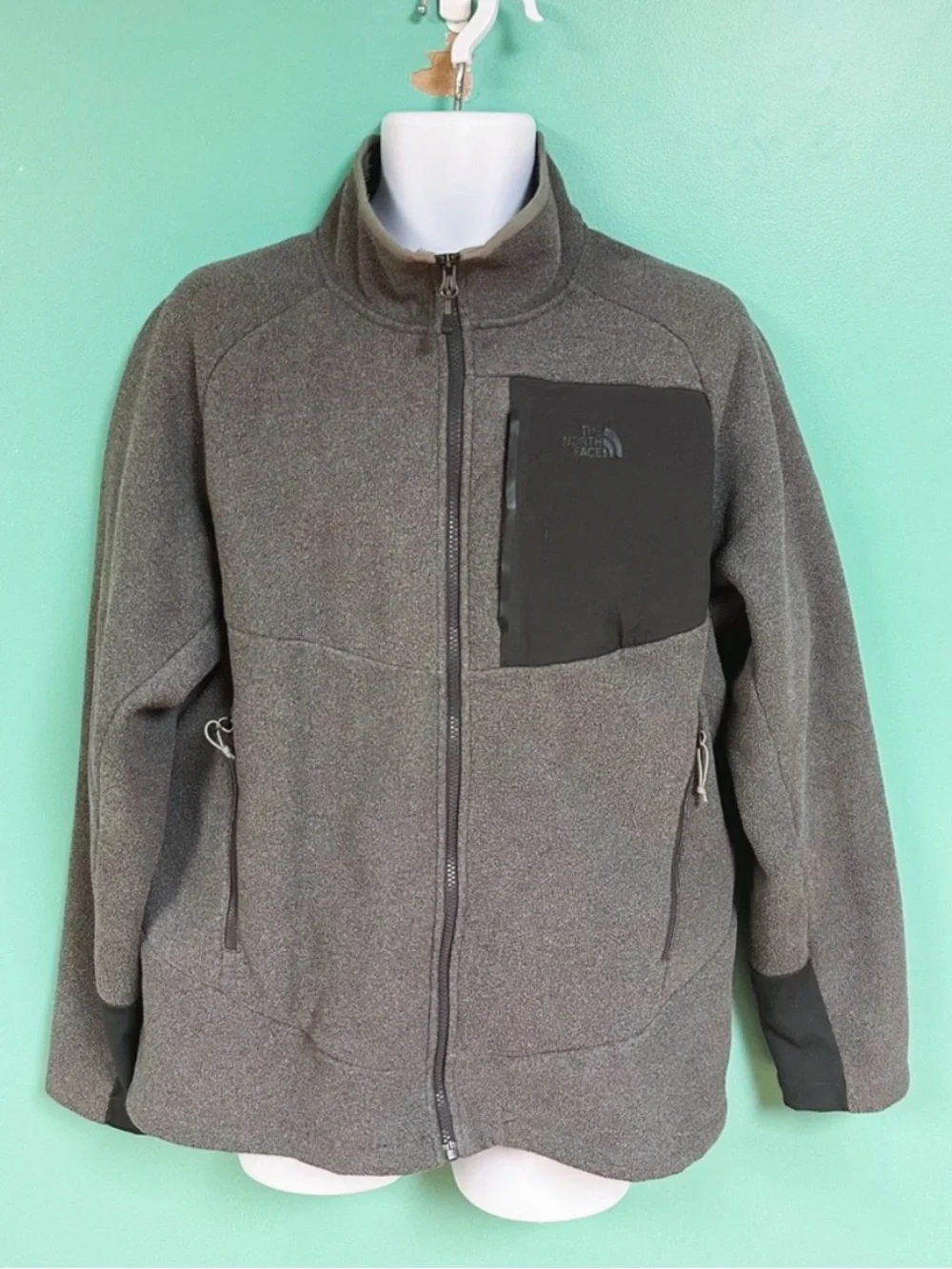 The North Face Gray Lightweight Chimborazo Zip Up Jacket Mens Size L